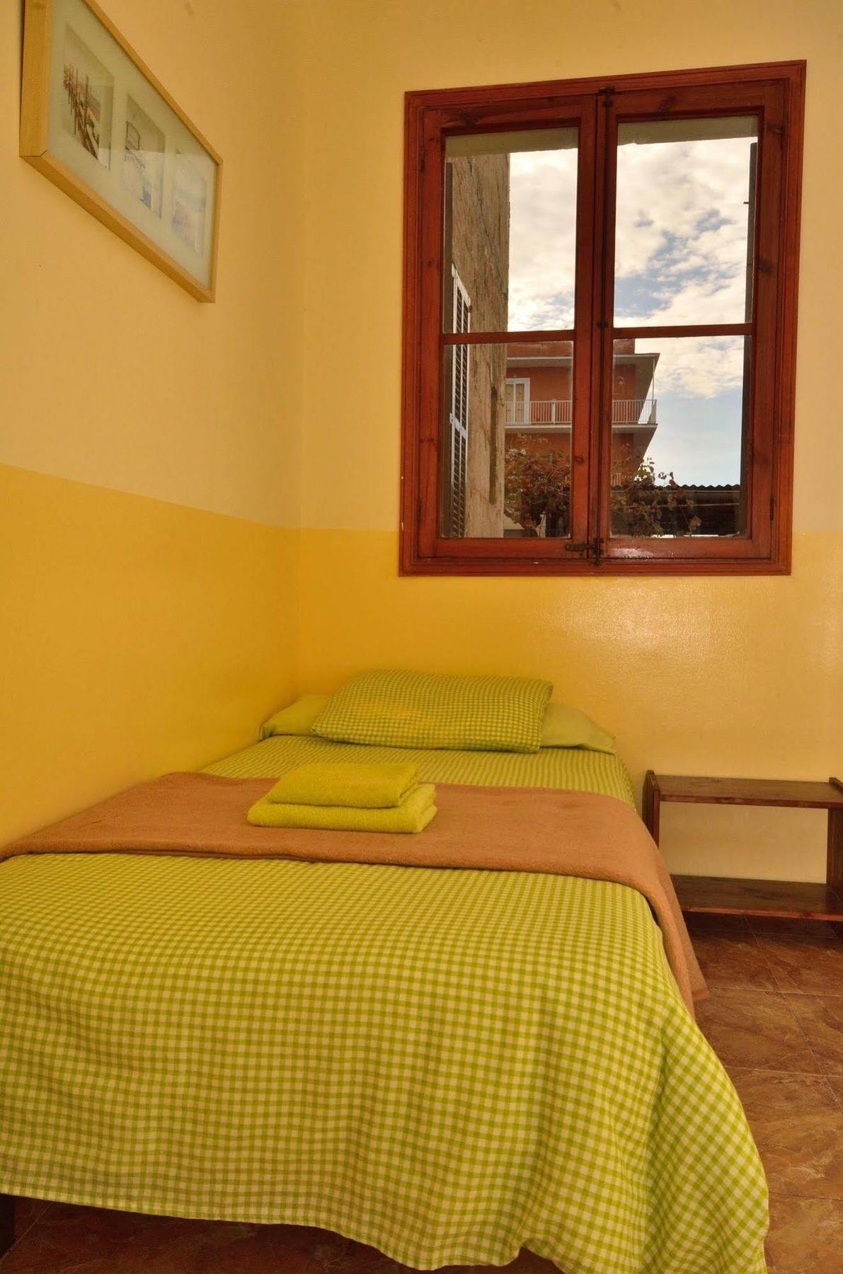 Hostal Atlanta Эл Аренал Экстерьер фото
